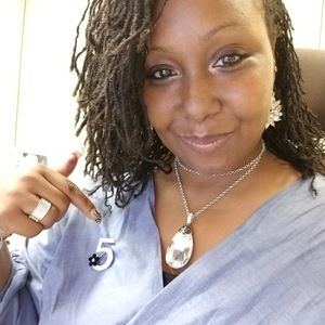 Meet your Posher, Neecole